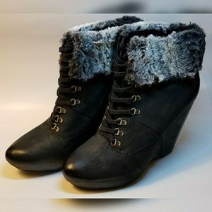 NWT Boutique 9 Leather Faux Fur Cuff Ankle Boot